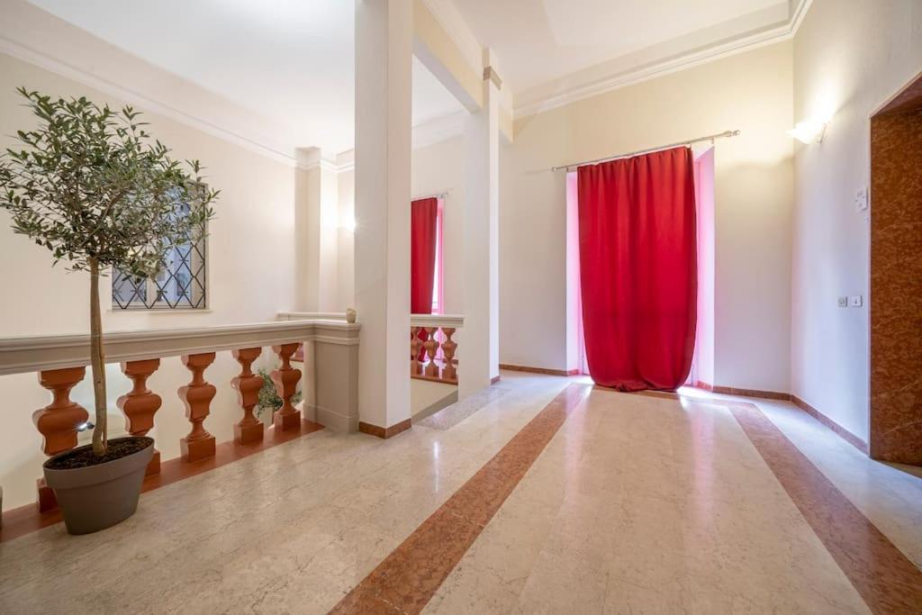 Via Emilia Centro - Stupendo Appartamento A مودينا المظهر الخارجي الصورة