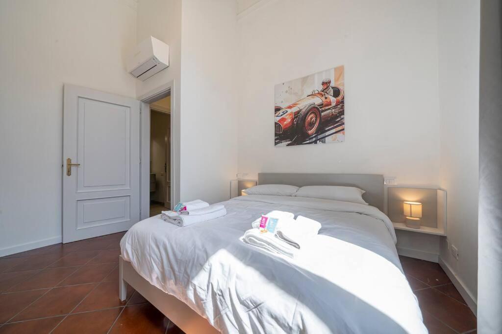 Via Emilia Centro - Stupendo Appartamento A مودينا المظهر الخارجي الصورة